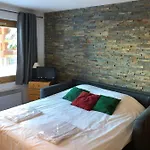 Apartment Cembros 2 *